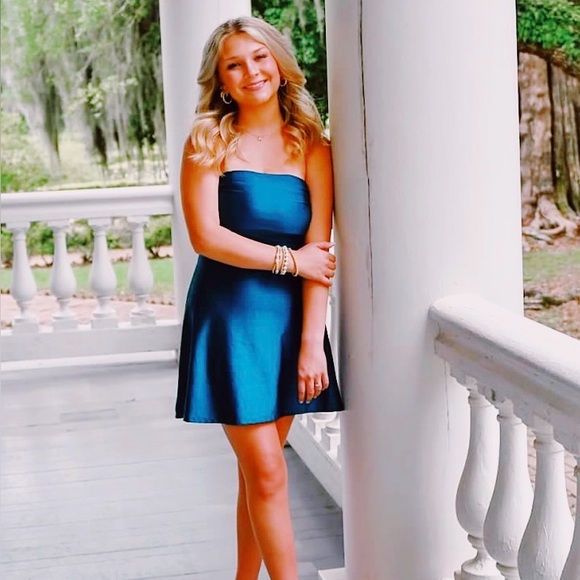 Meet your Posher, Kaitlyn - Picture 1 of 3